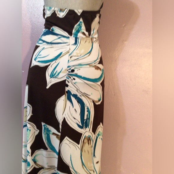 Enfocus floral Halter Dress - Picture 6 of 6